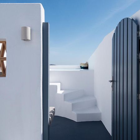 אימרוביגלי Cilon Suites Santorini מראה חיצוני תמונה