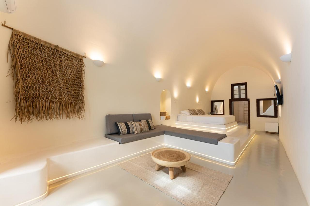אימרוביגלי Cilon Suites Santorini מראה חיצוני תמונה