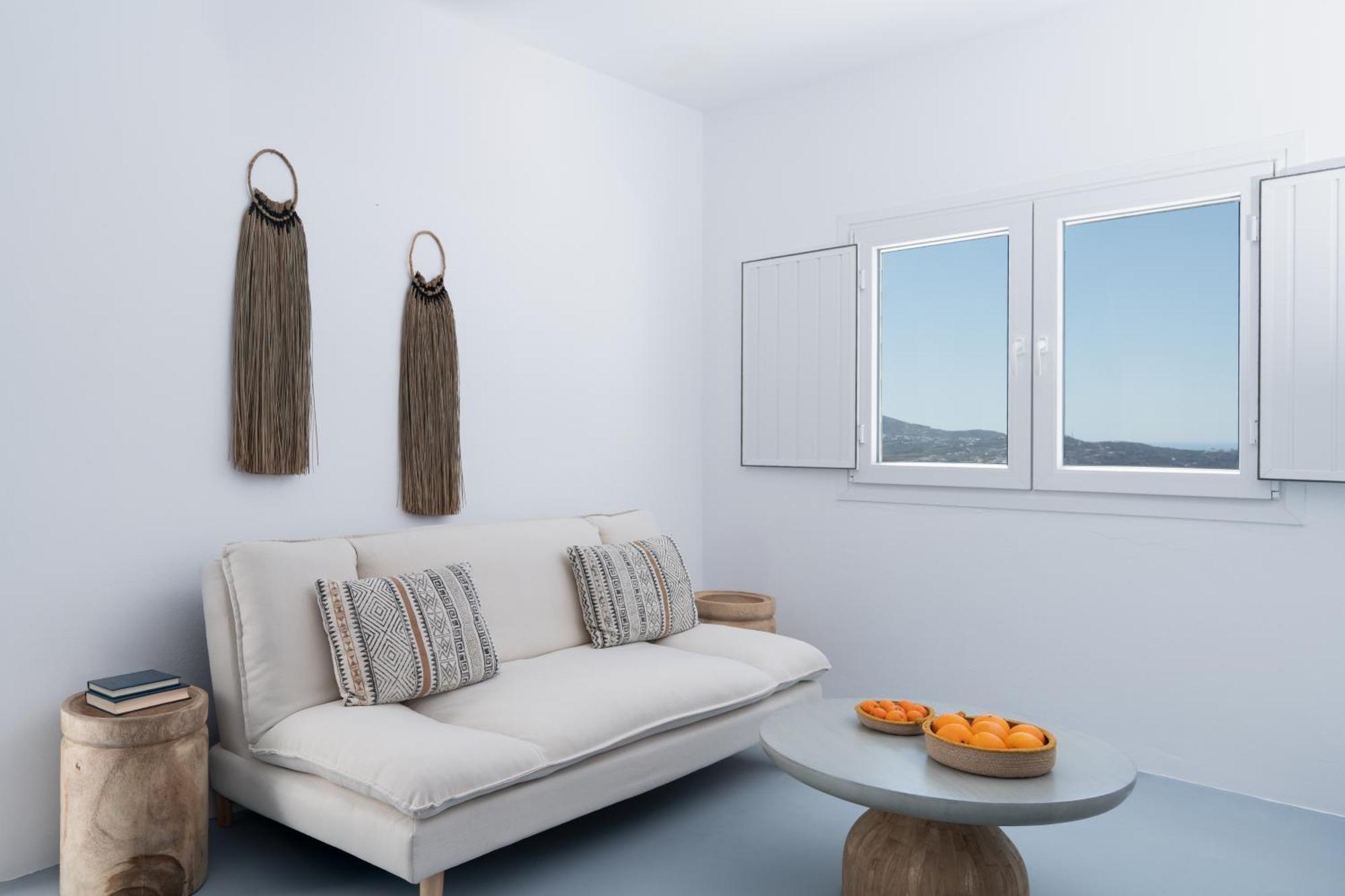 אימרוביגלי Cilon Suites Santorini מראה חיצוני תמונה