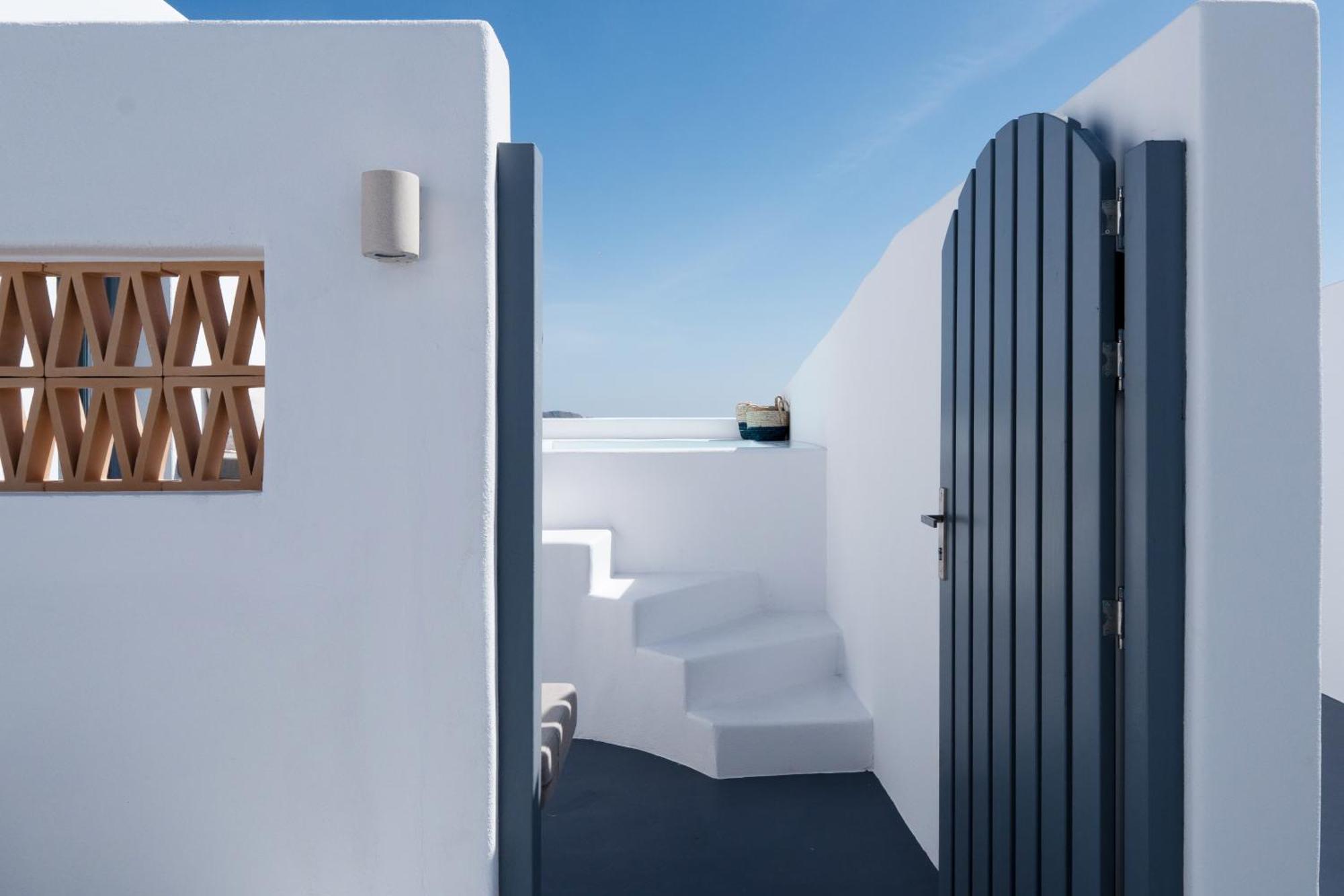אימרוביגלי Cilon Suites Santorini מראה חיצוני תמונה